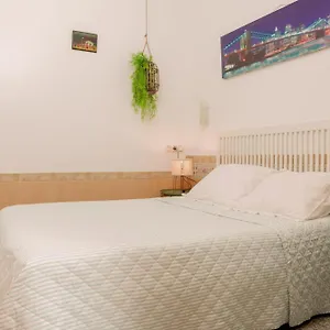 https://hostal-aire.es-andalucia.com